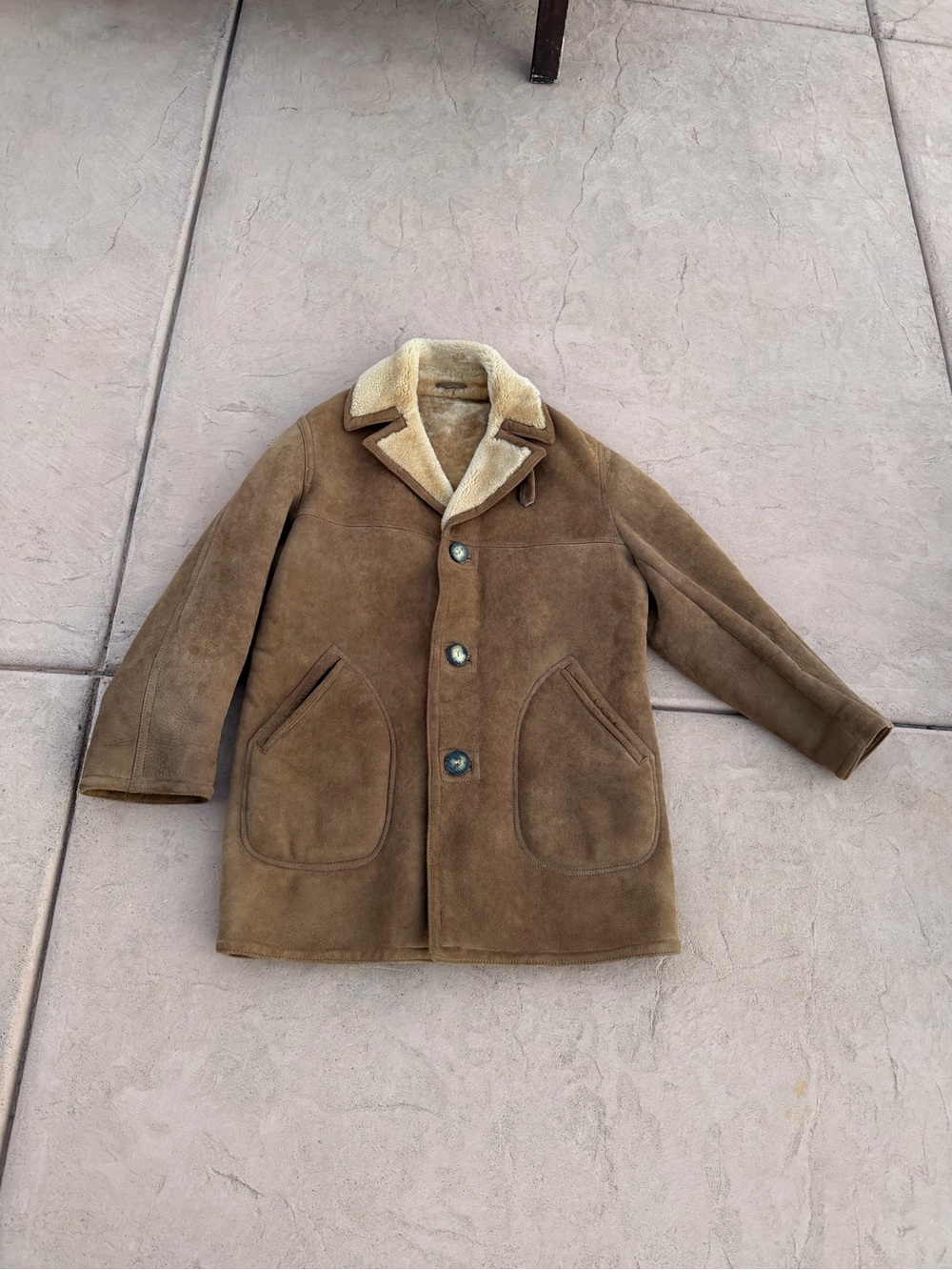 Brooks Brothers Vintage Sawyer Of Napa Lambskin Shearling Coat Size
42 USA Large